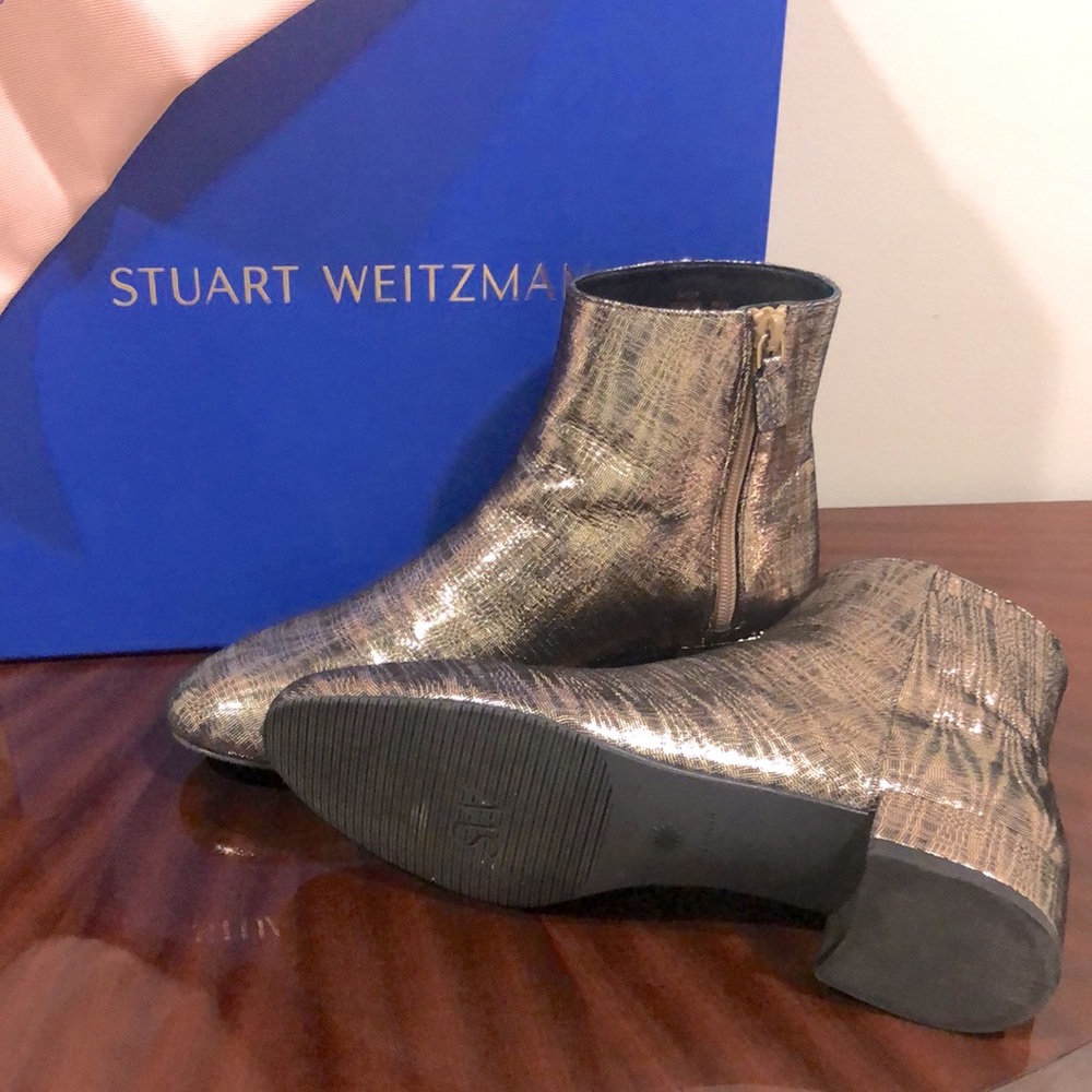 Women’s Booties - Picture 3 of 5